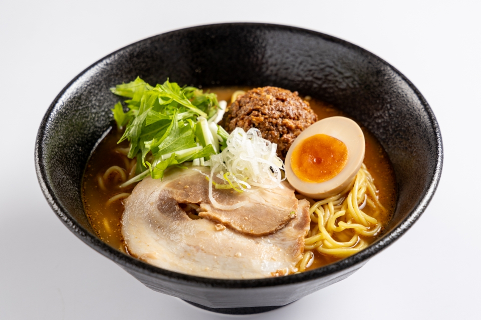 オーロラ　みそ担々麺